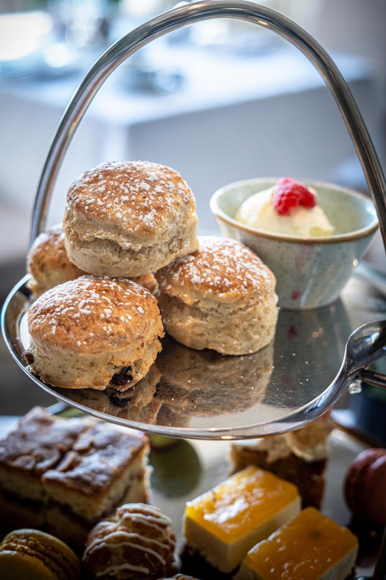 Cotswold House And - 