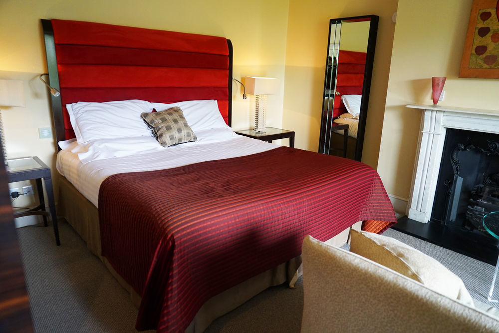 Cotswold House And - 